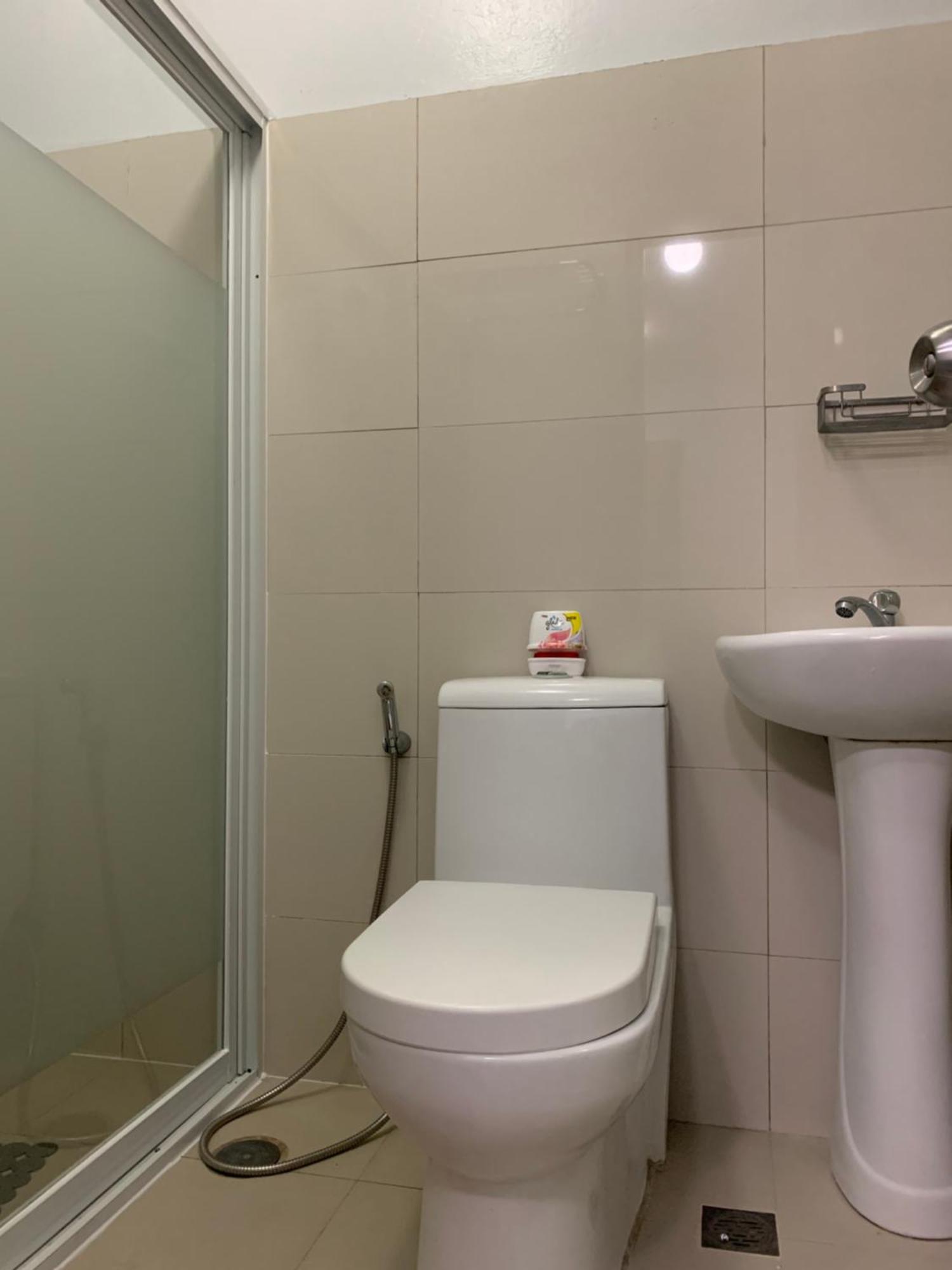 Spacious 2-Bedroom Condo,Wifi,Netflix,Free Parking Cagayan de Oro Dış mekan fotoğraf