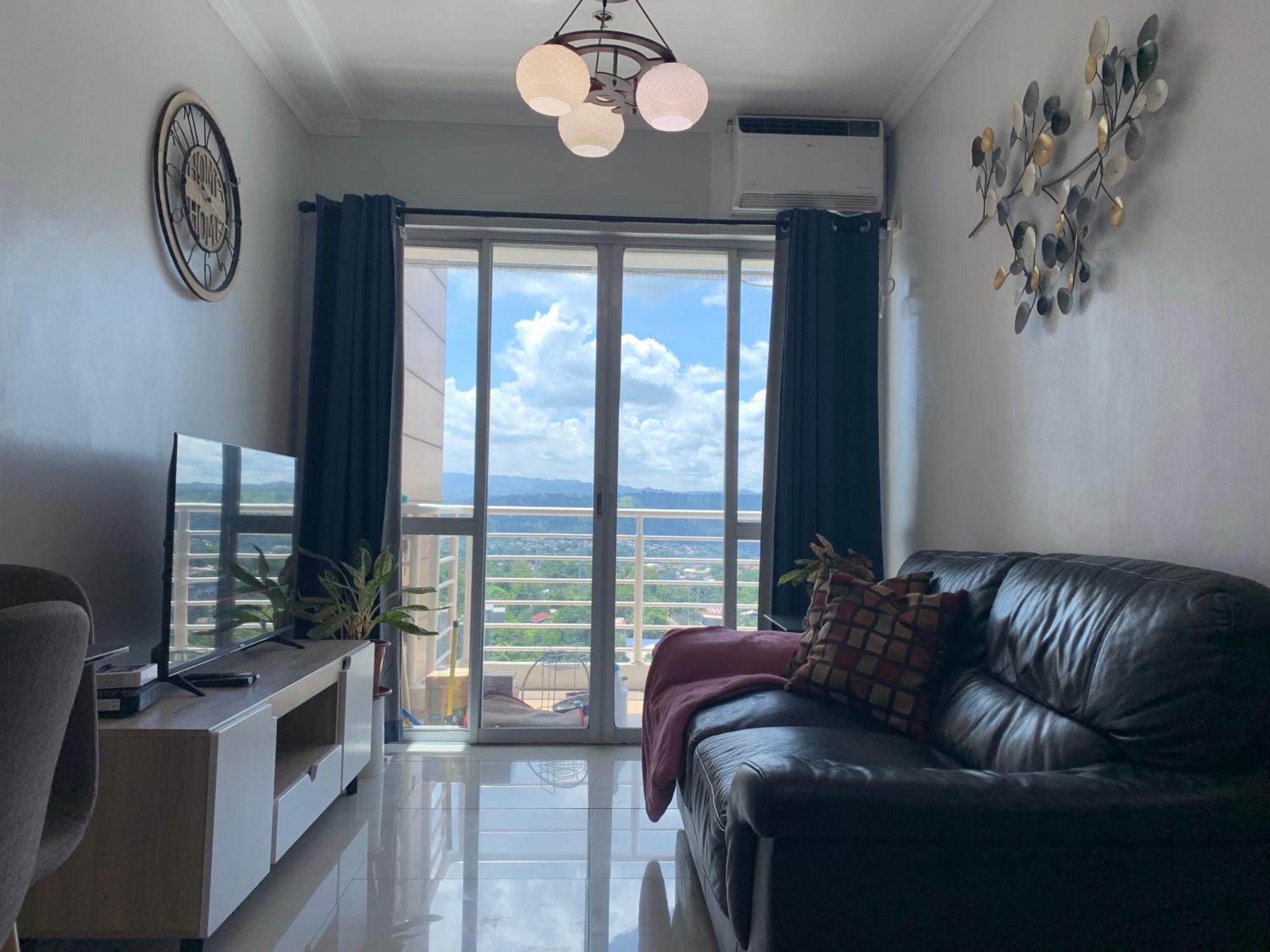 Spacious 2-Bedroom Condo,Wifi,Netflix,Free Parking Cagayan de Oro Dış mekan fotoğraf